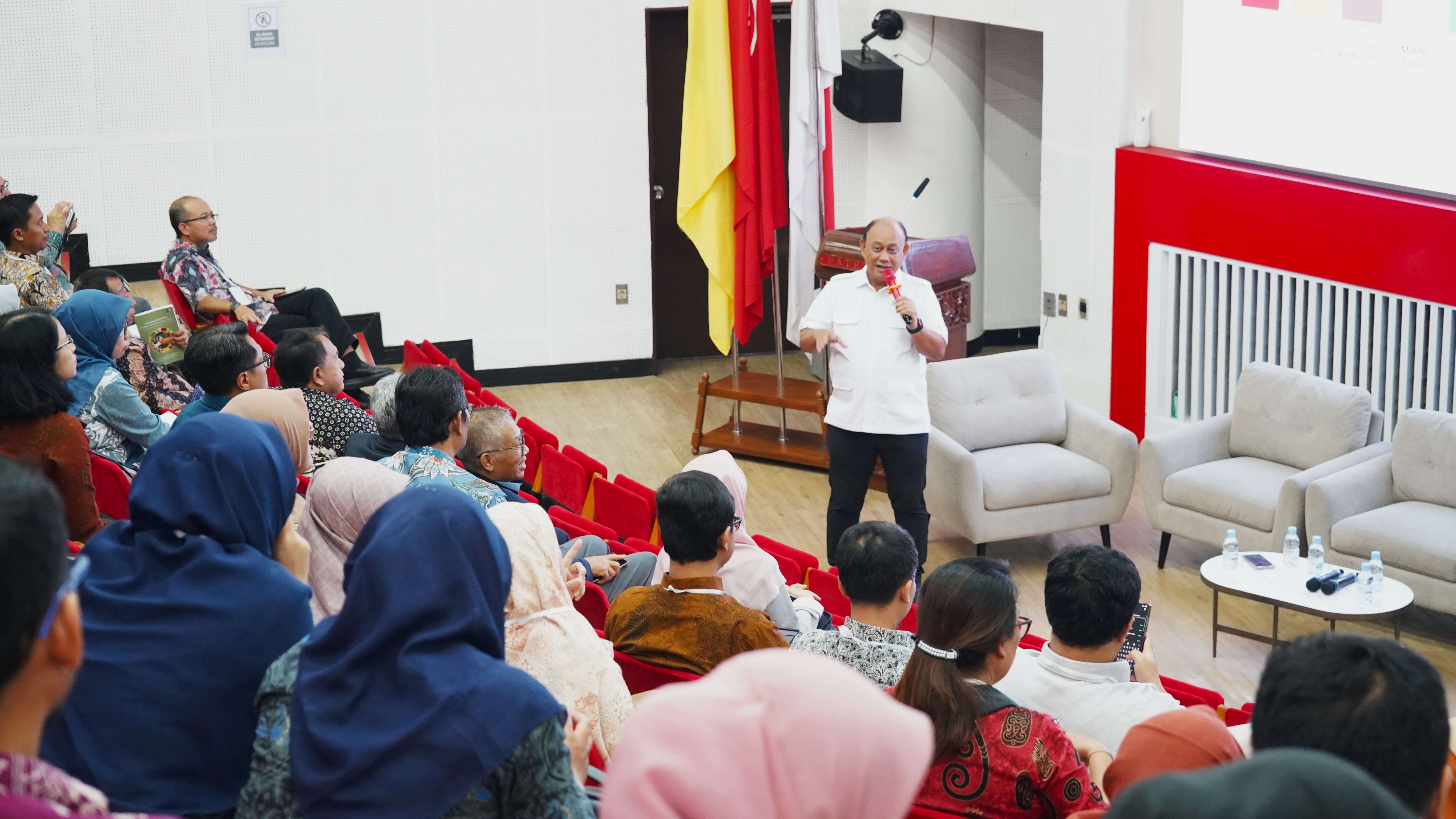 Kabadan BGN Bangka Belitung Hadiri Seminar Nasional dan Pertemuan Forum Komunikasi Perguran Tinggi Teknologi Pertanian Indonesia Kebijakan Nasional dan Tantangan 